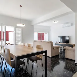 Hauzify I Riera Apartamento